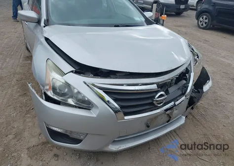 2015 Nissan Altima 2.5 from USA, damaged, VIN 1N4AL3AP4FC160890